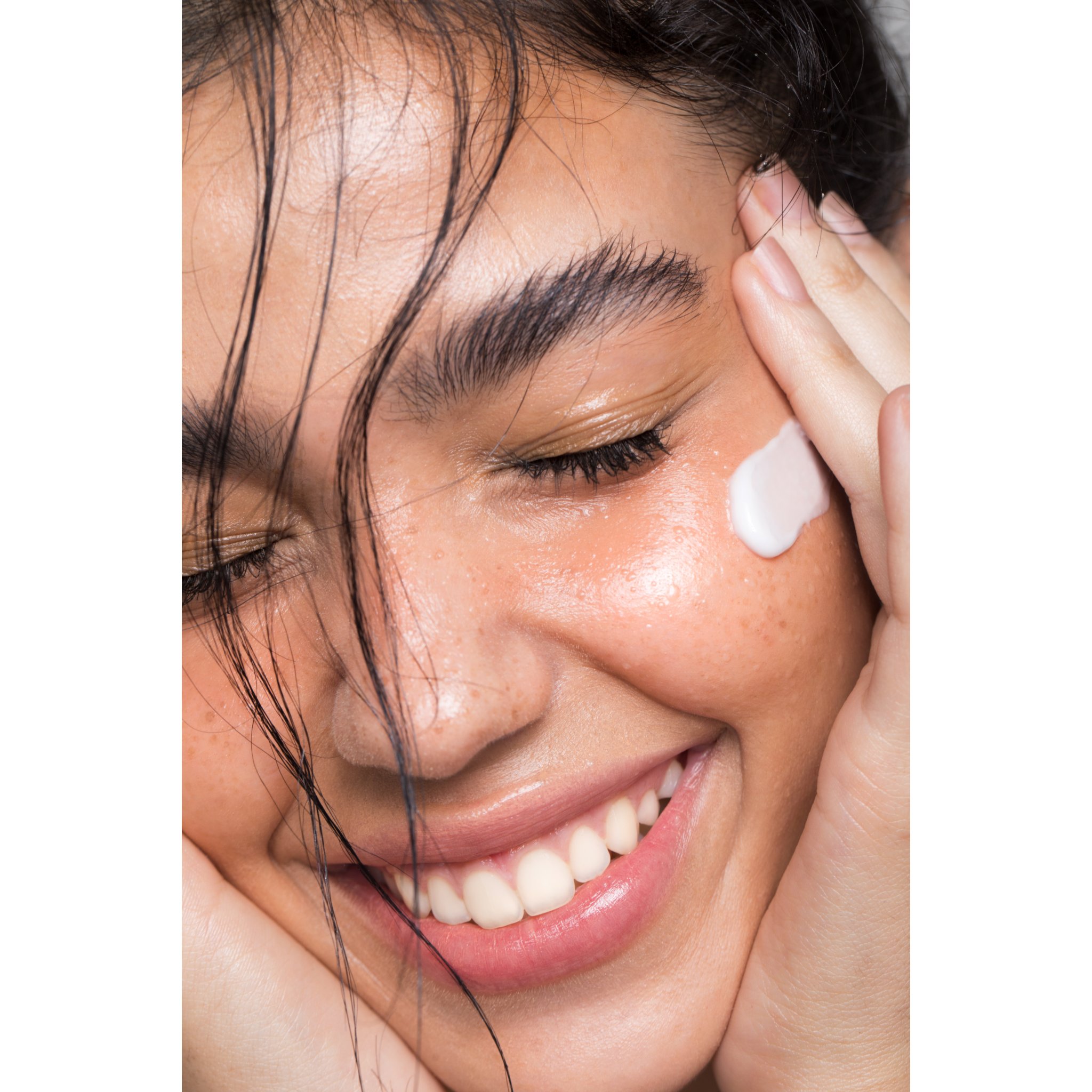 Nighttime Skincare with Gallic Acid: Restore and Rejuvenate Your Skin